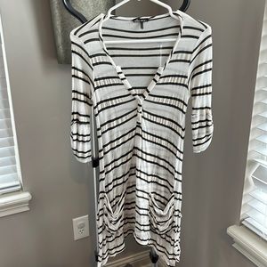 Ella Moss mid sleeve t shirt. Size x small